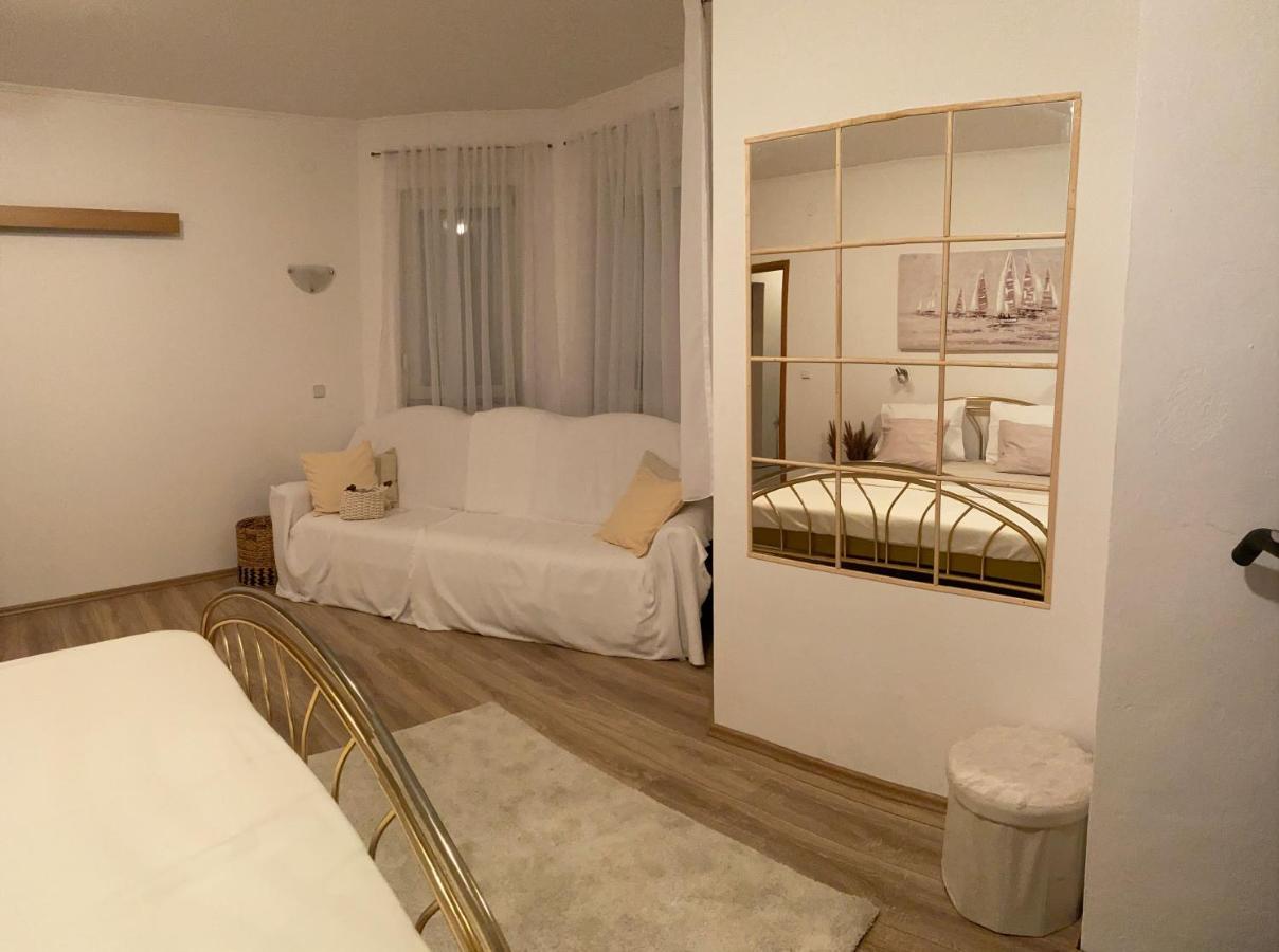 Three Bedroom Apartment Between Trogir And Split Kaštela エクステリア 写真