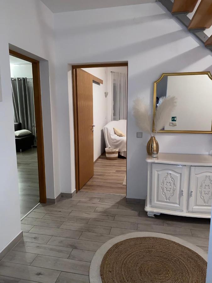 Three Bedroom Apartment Between Trogir And Split Kaštela エクステリア 写真